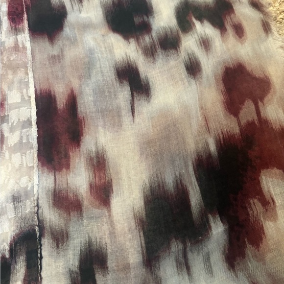 Infinity Scarf with fringe edges - Picture 6 of 7